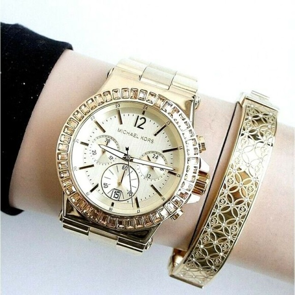 MICHAEL KORS “DYLAN” MK5861 GOLD WATCH - Picture 2 of 2